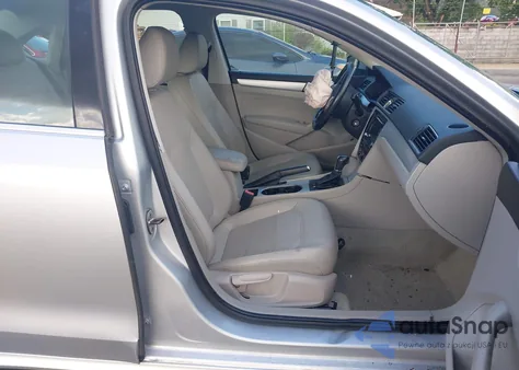 2013 Volkswagen Passat 2.5L Se из США, поврежденный, VIN 1VWBP7A38DC006684